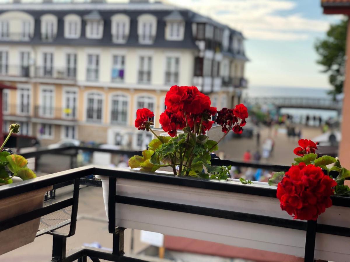 Apartamenty I Pokoje Chaton Mielno Mielno  Exteriér fotografie